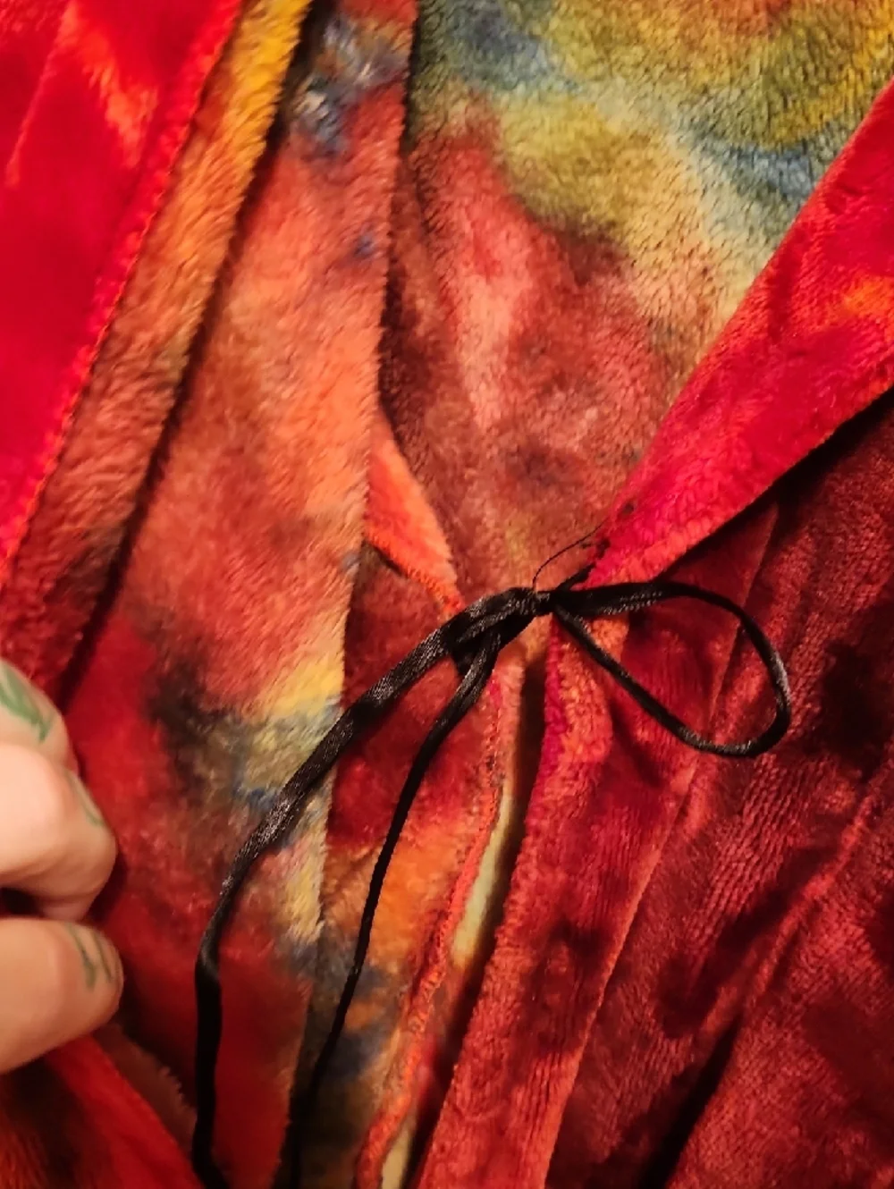 🔥Plush Hooded Tie-Dye Robe - Red Multi - Picture 4 of 7